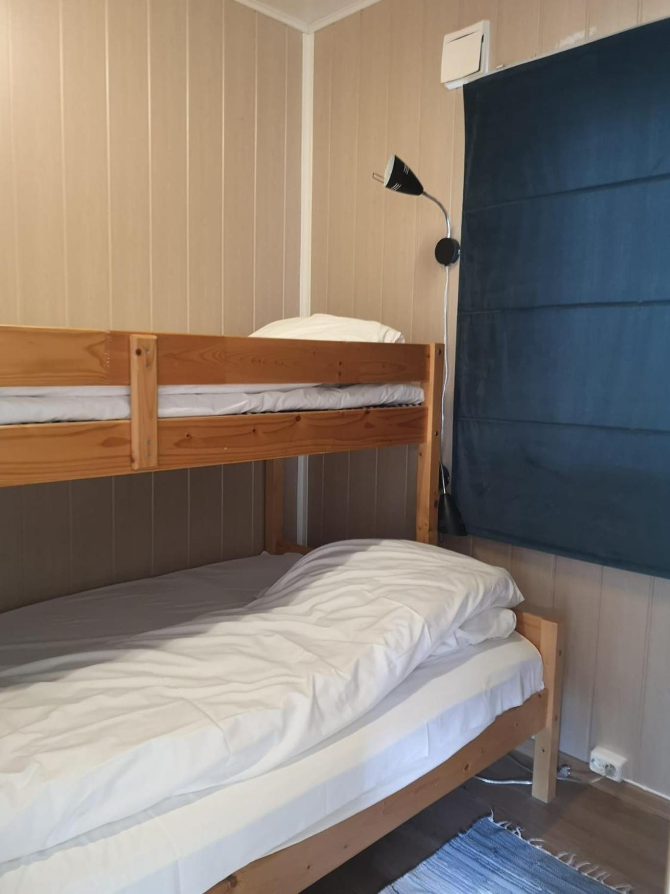 Ulvsvag Gjestgiveri Og Fjordcamping As Екстериор снимка